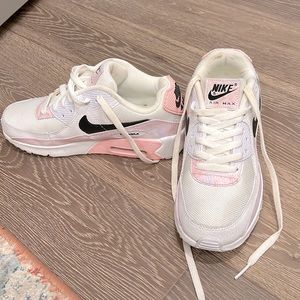 Only worn a couple of times